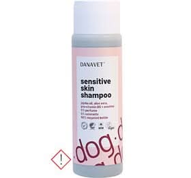 Se DanaVet Hunde Shampoo Sensitive Skin - 250 ml. ❤ Kæmpe udvalg i KopK ❤ Hurtig levering: 1 - 2 Hverdage samt billig fragt - Varenummer: HG-55838 og barcode / Ean: '5701566200204 på lager - Udsalg på > > Spar op til 62% - Over 1334 design mærker på udsalg