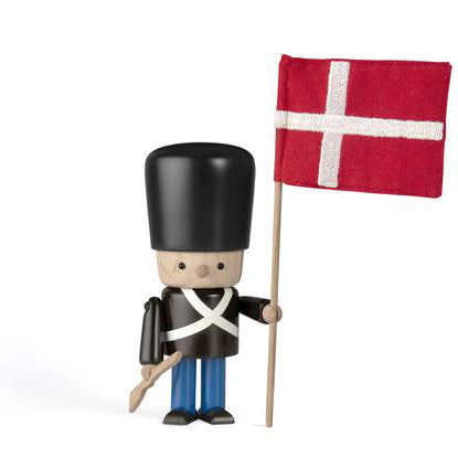Produktbillede af Novoform Garder med flag og gevær mørk vagtuniform i premium kvalitet