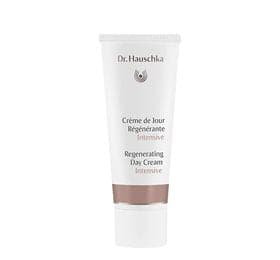 Stort online udvalg i Dr. Hauschka Day Cream Regenerating Intensive 40ml. ❤ Dr. Hauschka ❤ Hurtig levering: 1 - 2 Hverdage og gratis fragt v/køb over 295 kr. GLS til pakkeshop ❤ Varenummer: HG-28130 og barcode / Ean: 4020829074040 på lager - Kæmpe udvalg i Personlig pleje - Over 400 kendte brands på udsalg
