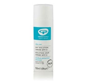 Stort online udvalg i GreenPeople Day solution SPF 15 50ml. LETTERE BESKADIGET EMBALLAGE ❤ GreenPeople ❤ Hurtig levering: 1 - 2 Hverdage og gratis fragt v/køb over 295 kr. GLS til pakkeshop ❤ Varenummer: HG-16275-1 og barcode / Ean: 5034511000926 på lager - Kæmpe udvalg i Personlig pleje - Over 424 kendte brands på udsalg