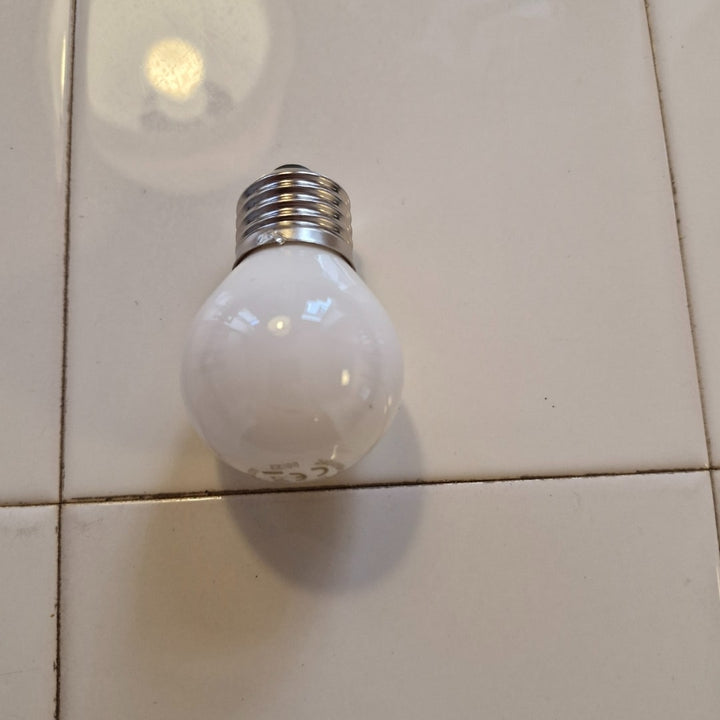 DIOLUX KRONE40 4W E27 470lm Tænd/Sluk Så længe lager haves GN