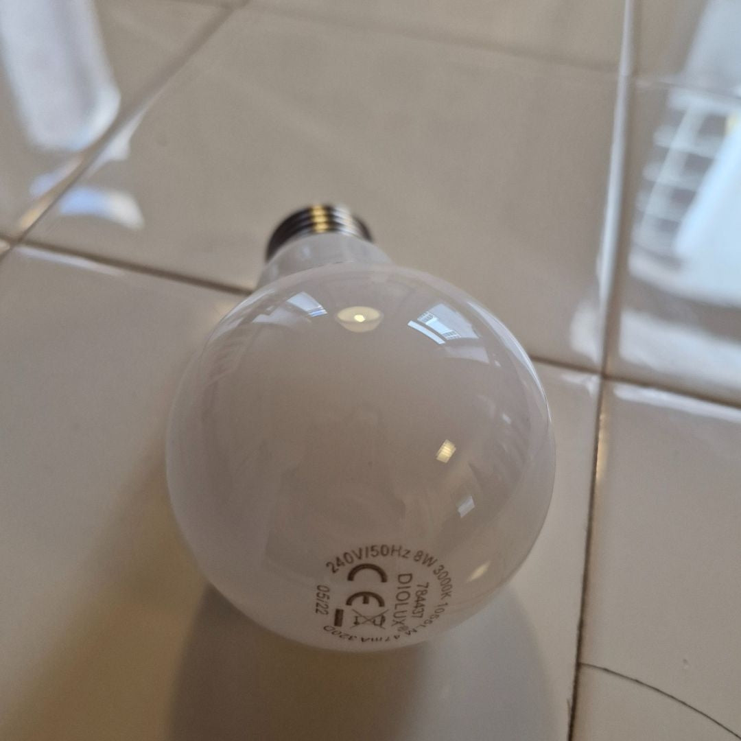 Diolux Norma75 E27 8W LED 3000K Tænd/Sluk GN