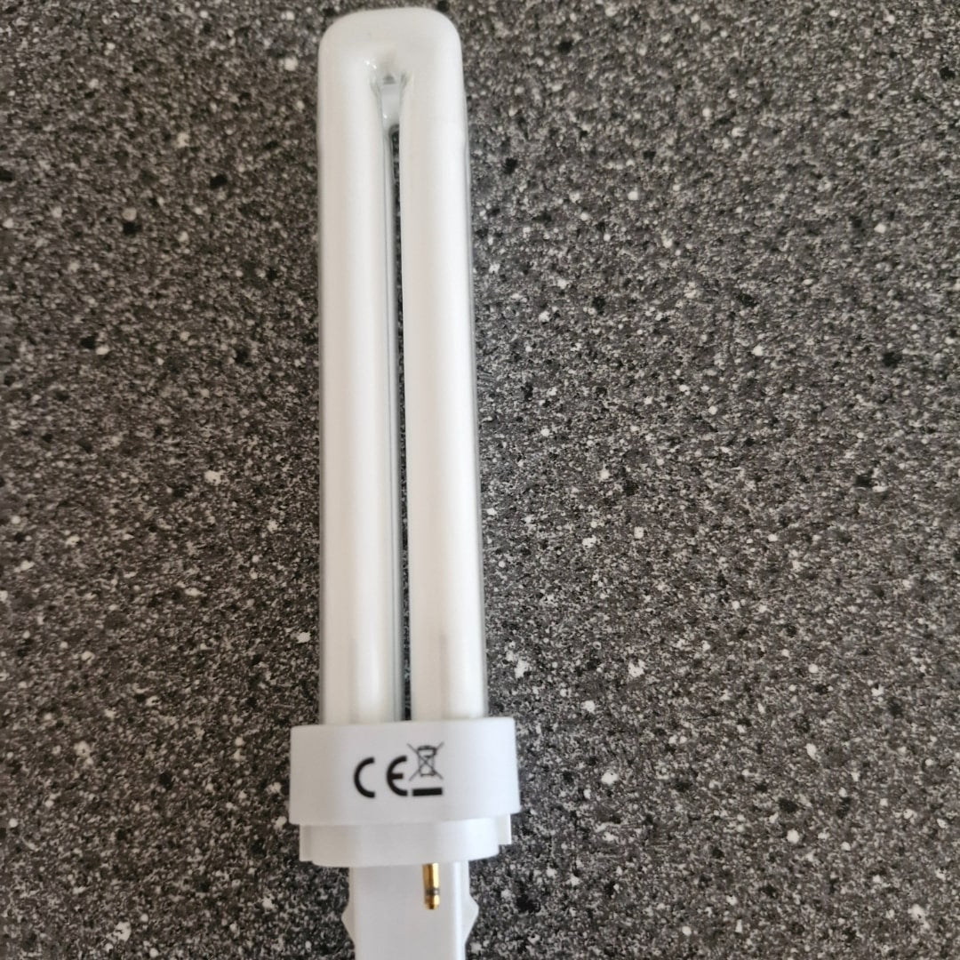 Duralux D 26W G24d-3 3000K 830 Så længe lager haves Dura lamp
