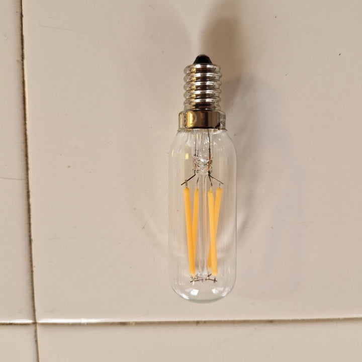 E14 LED 4W 320 lm 2500K Dæmpbar Så længe lager haves SPL Premium Series