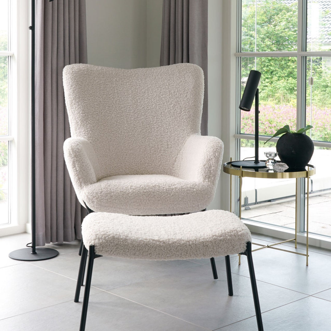 Produktbillede af Coozy Lænestol i hvid kunst lammeskind på tilbud i høj kvalitet