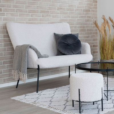 Coozy sofa i hvid kunst lammeskind på udsalg! Billig fragt & hurtig levering (1-2 hverdage). Spar op til 52% på tilbuddet. Køb online nu!