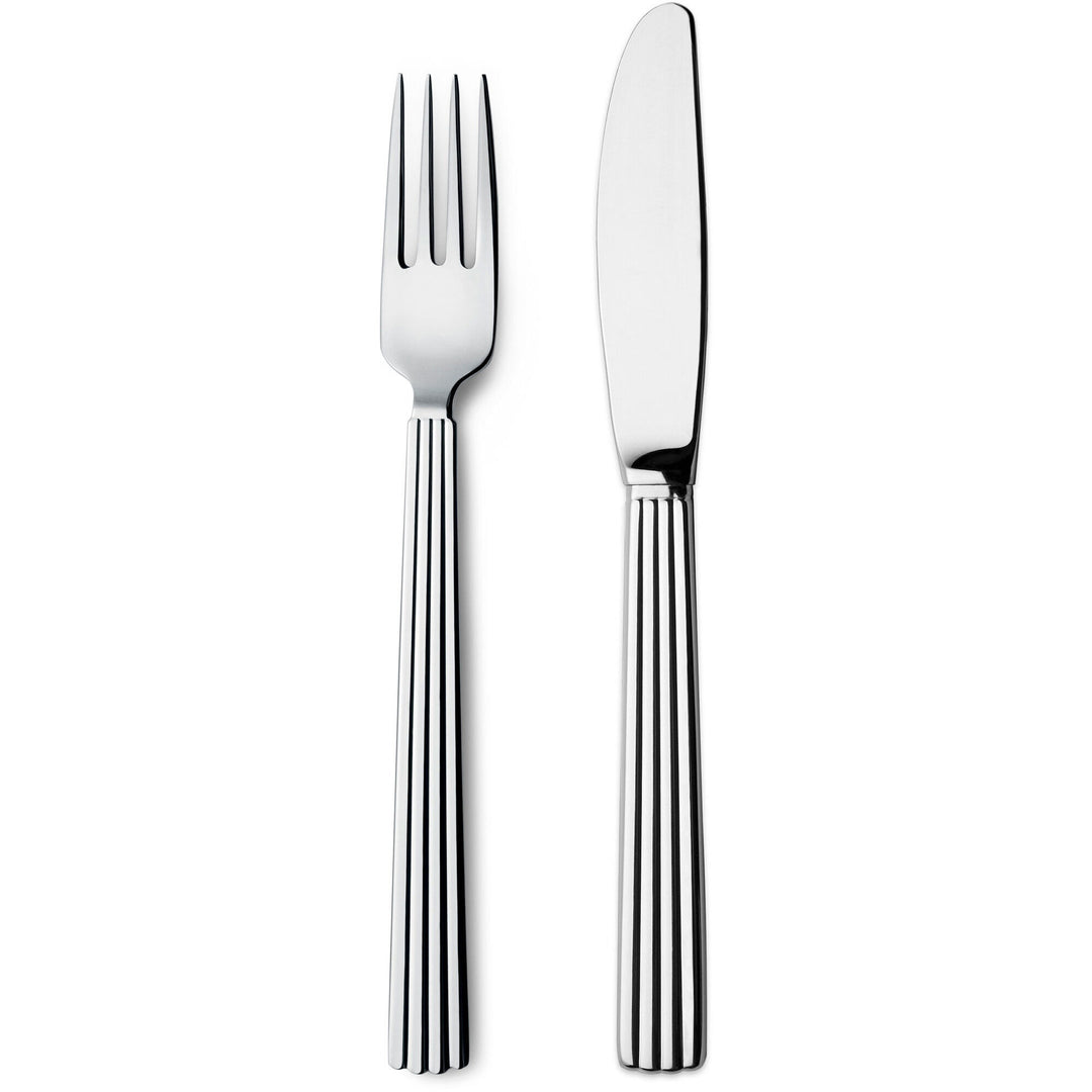 Georg jensen Georg jensen Bernadotte frokostbestik i 8 dele – close-up (Bestikssæt)