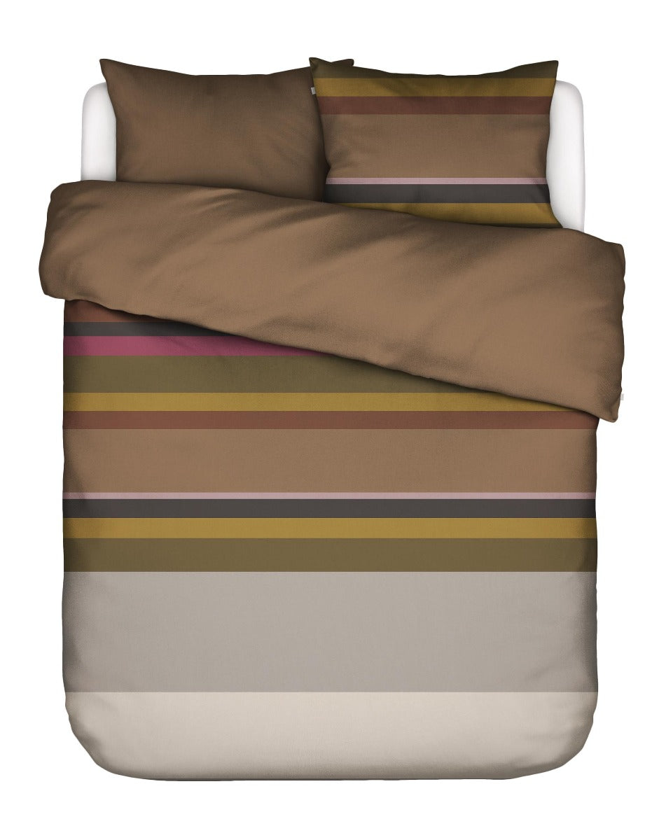 Produktbillede af Essenza sengetøj Edith Brown 140x220 på tilbud i høj kvalitet