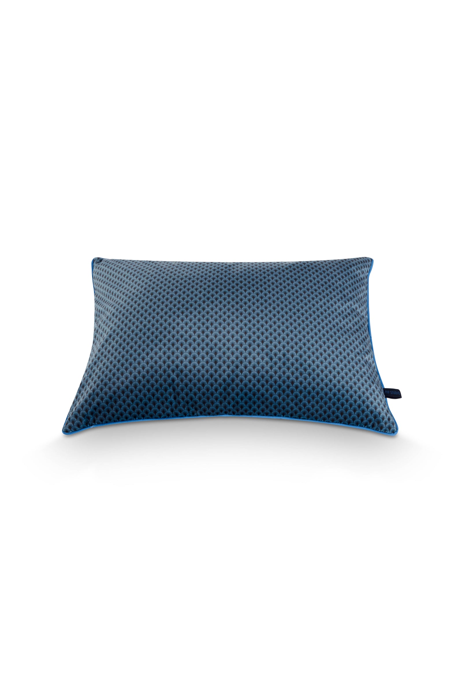Produktbillede af Cushion Suki Blue 50x35cm på tilbud i høj kvalitet