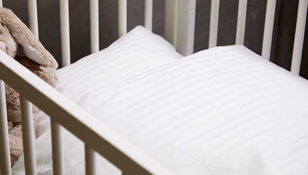 Produktbillede af Casa Decor Børne Sengetøj Hvid 100 x 140 Juniorsæt på tilbud i høj kvalitet