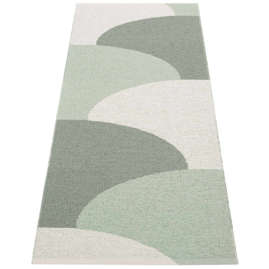 Pappelina Pappelina Hill Tæppe 70x180 cm army/mint/grå – close-up (Tæpper)