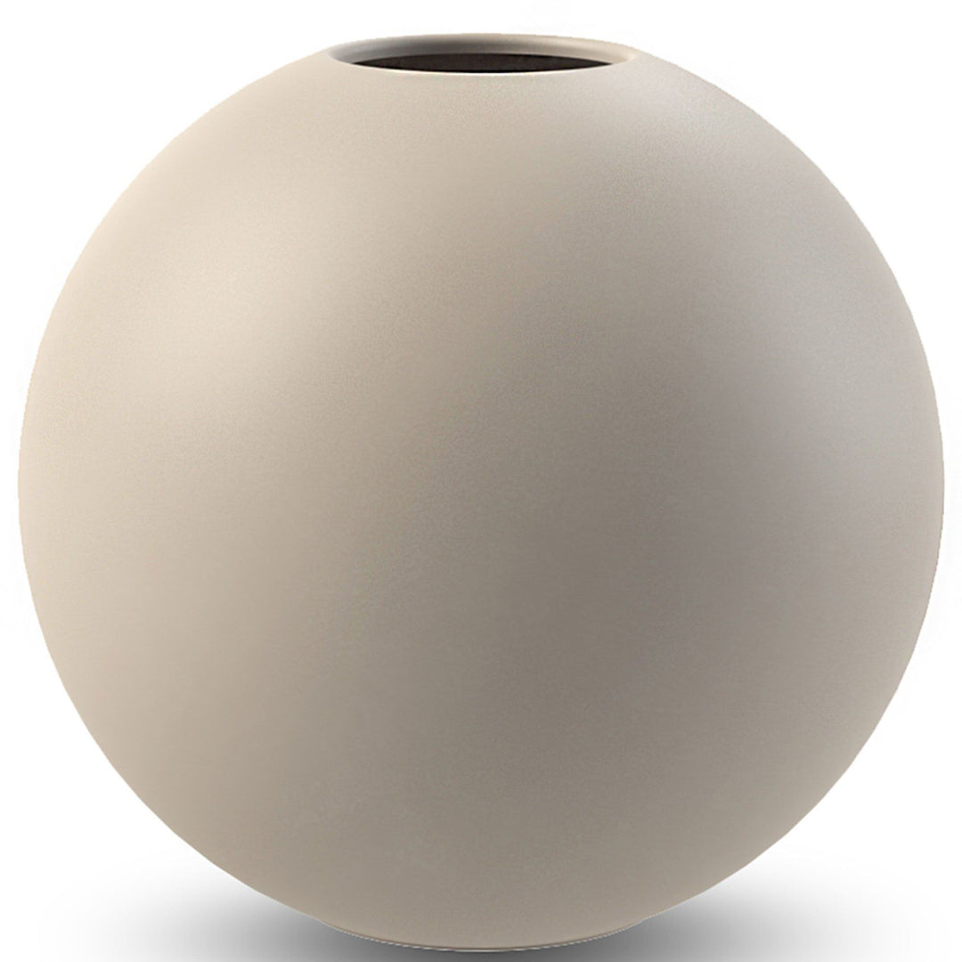 Cooee design Cooee design Ball vase, 10 cm, sand ❤ detaljebillede i kategorien Vase