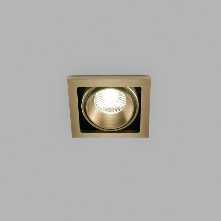 Ghost 1 6W LED Messing LIGHT-POINT