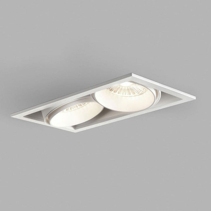Ghost 2 2 x 6W LED Hvid Så længe lager haves LIGHT-POINT