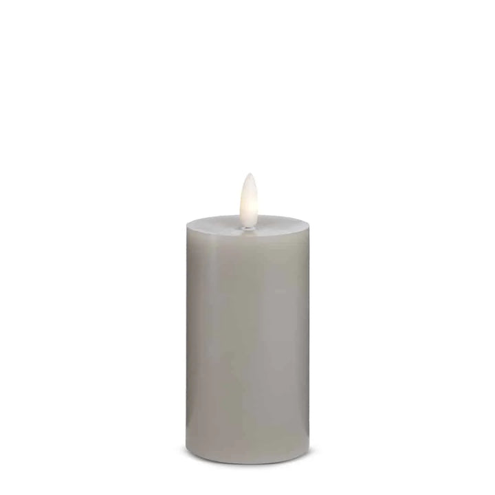 LED Stearinlys 1 stk. ø5,5 x 12,5 cm m/3D flamme (flere farver) Grå