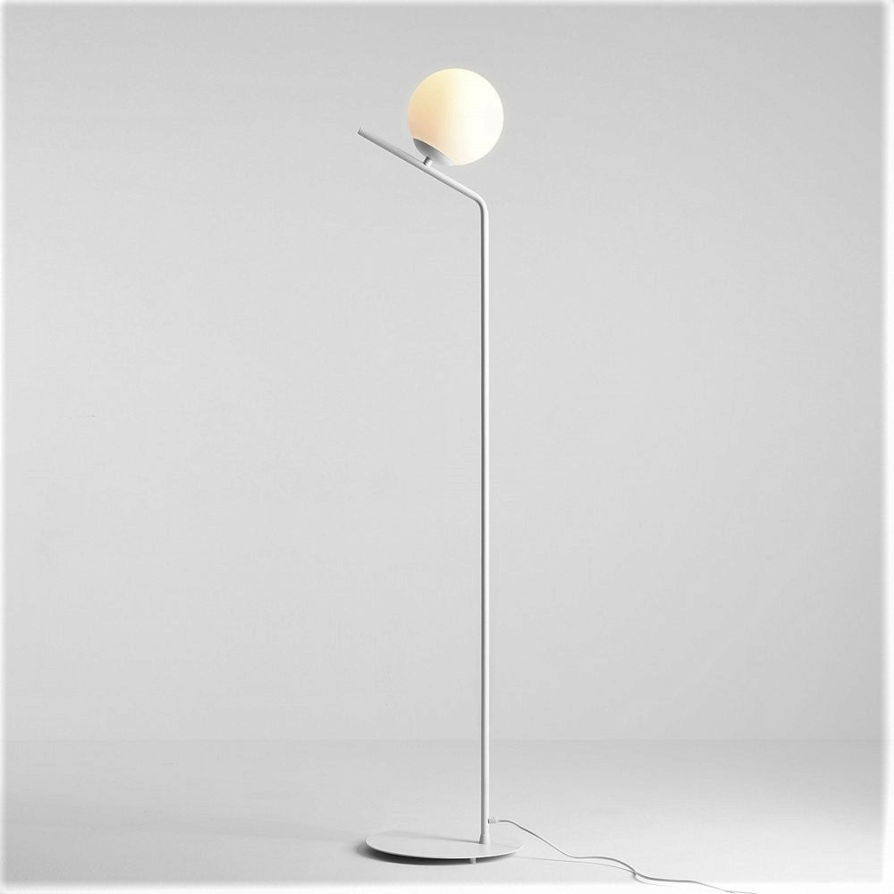 Produktbillede af Arts Gulvlampe i hvidt metal og hvidt glas på tilbud i høj kvalitet
