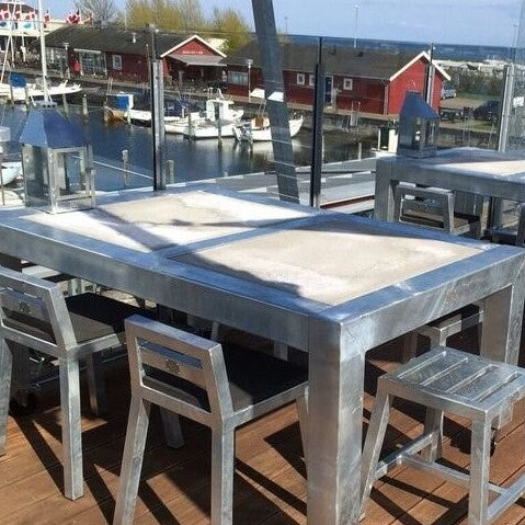 Produktbillede af Rock-Solid spisebord i galvaniseret stål 100,5 x 155 x højde 74 cm på tilbud i høj kvalitet
