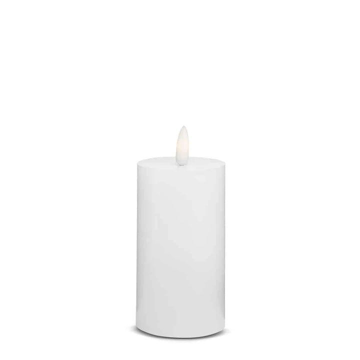 LED Stearinlys 1 stk. ø5,5 x 12,5 cm m/3D flamme (flere farver) Hvid