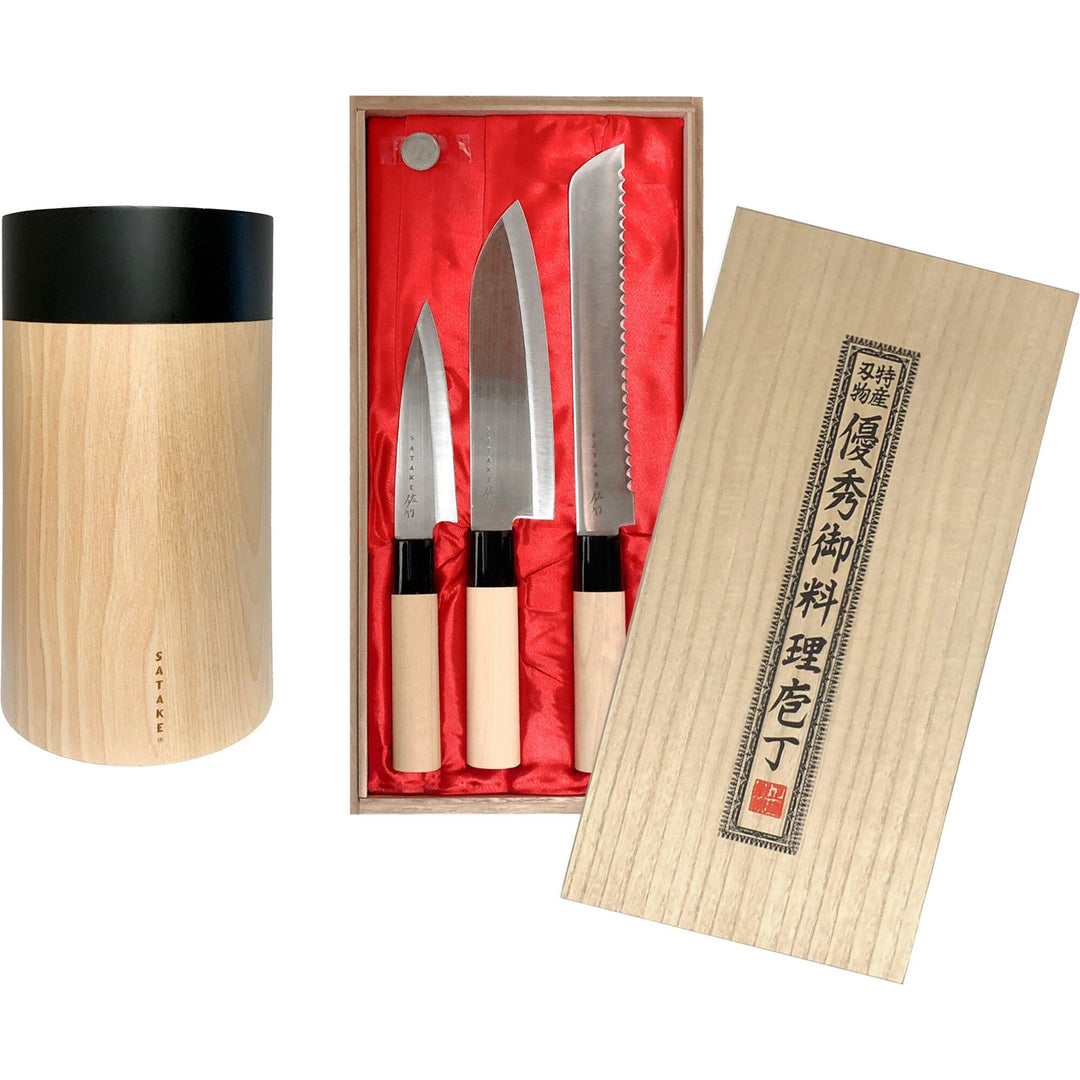 Se Satake Houcho knivsæt med knivblok, 4 dele ✔ Stort online udvalg i Satake - Køb online på udsalg og tilbud lige nu ✔ Meget billig fragt og hurtig levering: 1 - 2 hverdage - Varenummer: KTCH-55904 og barcode / Ean:  på lager - Udsalg på Hjem og madlavning, Bestik, porcelæn og glasvarer Spar op til 65% - Over  857 kendte brands på udsalg