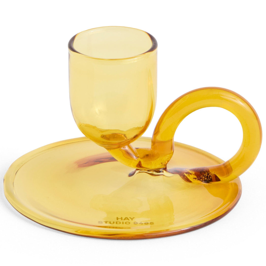 Hay Hay Tiny Lysestage Curved, yellow ❤ vinkelbillede (Lysestage)