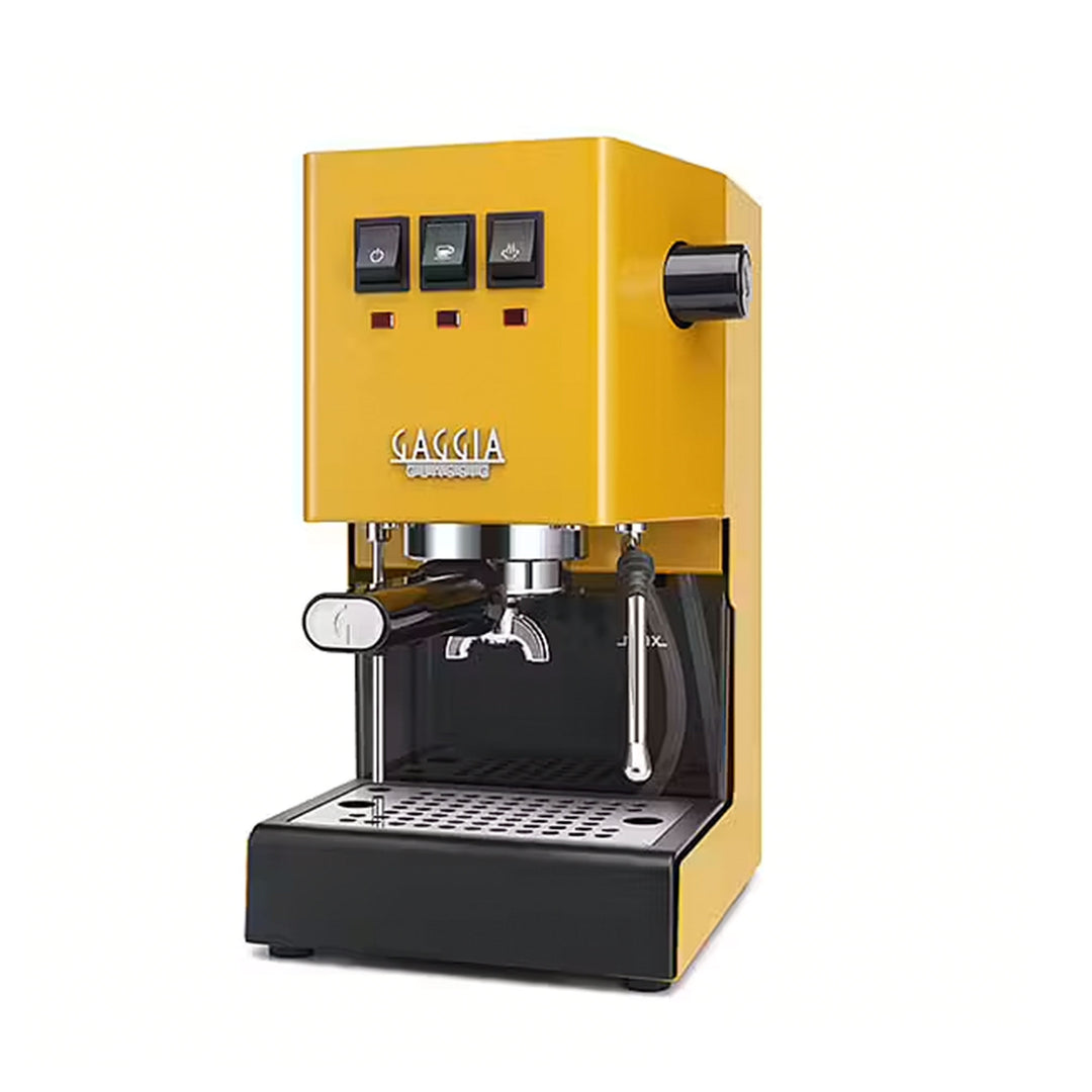 Gaggia Gaggia Classic E24 espressomaskine, gul – close-up (Espressomaskiner)