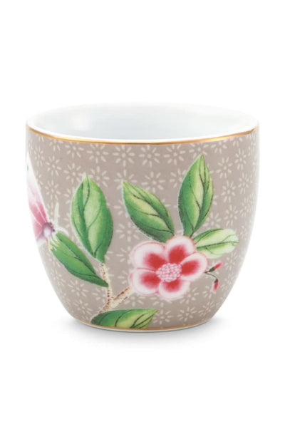 Se billigt tilbud på Egg Cup Blushing Birds Khaki fra Pip Studio! Spar op til 56% på udsalg. Hurtig levering (1-2 hverdage) & billig fragt. Varenummer: CADEC-51.011.023.