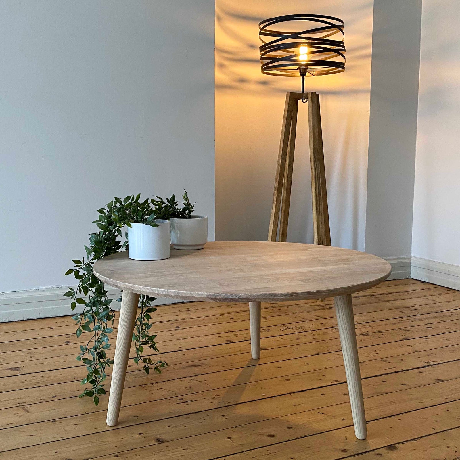 Produktbillede af CT 10 Sofabord i massiv eg og diameter 80 cm Højde 45 cm Sæbebehandlet på tilbud i høj kvalitet