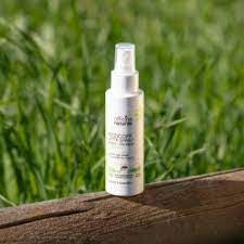 Produktbillede af Officina naturae Mygge lotion Kids 100 ml. på tilbud i brug