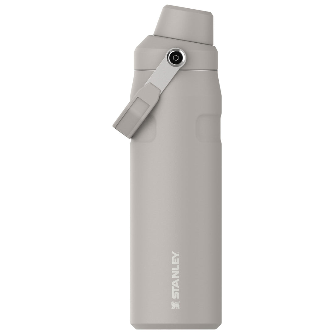Stanley Stanley Aerolight Iceflow termoflaske 0,7 liter, ash – billede i brug (Termokande)
