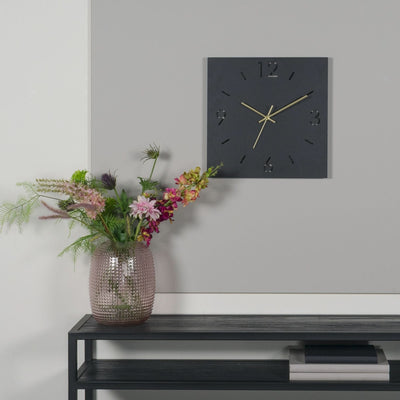 billigt tilbud på Fuga vægur i sort stål, 80 x 80 cm. Udsalg på Boligtilbehør > Ure > Vægure. Spar op til 65%. Hurtig levering: 1-2 hverdage.