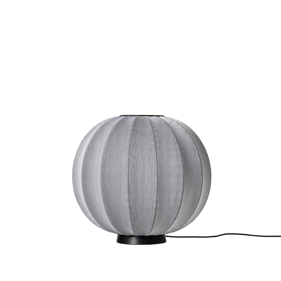 Produktbillede af Knit-Wit 60 Round Gulvlampe Silver Made by Hand i premium kvalitet