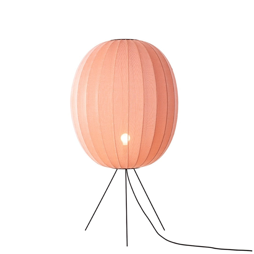Produktbillede af Knit-Wit 65 High Oval Gulvlampe Medium Coral Made by Hand i premium kvalitet