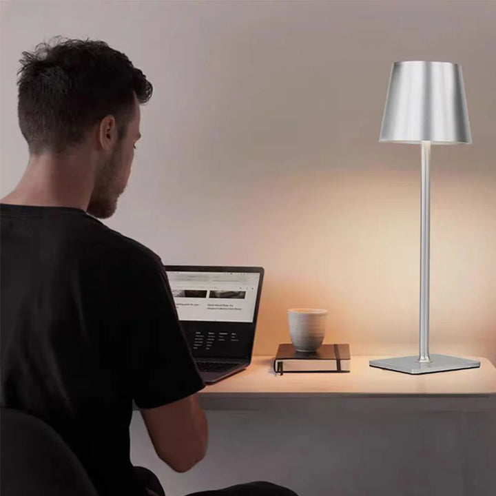 Bordlampe LED m/touch & genopladelig funktion Sølv