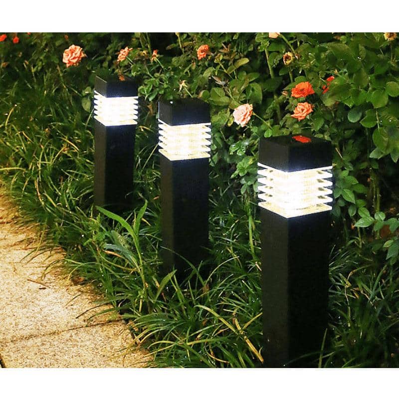 Produktbillede af Køb Solcellelampe m/spyd til haven 4 stk. på tilbud