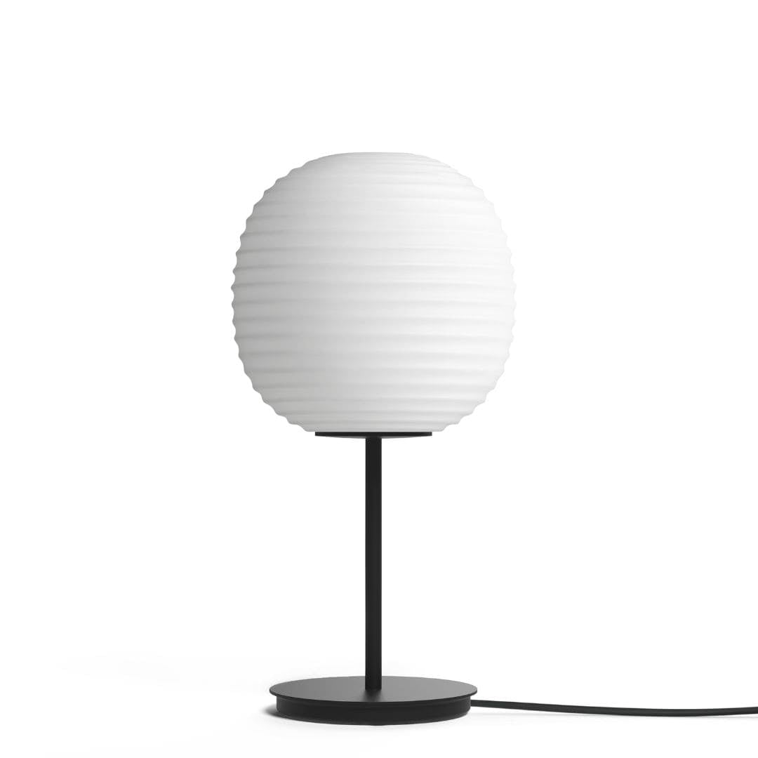 Produktbillede af Lantern Bordlampe Small Opal Glas New Works i premium kvalitet