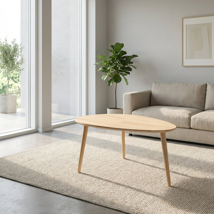CT 10 Sofabord i massiv bøg med dråbeform og størrelse 74 x 55 cm Højde 40 cm Ubehandlet