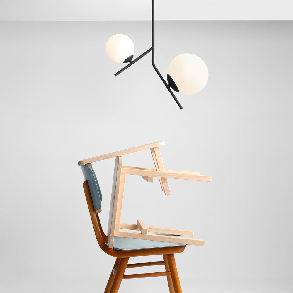 Produktbillede af Arts Loftlampe i sort metal og hvidt glas på tilbud i høj kvalitet