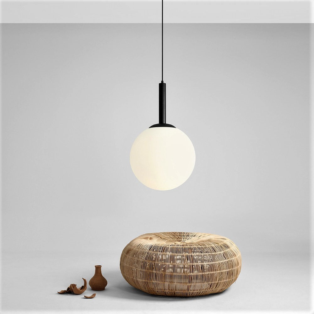 Produktbillede af Stick Loftlampe i sort og glas ø 40 cm. kuppel på tilbud i høj kvalitet