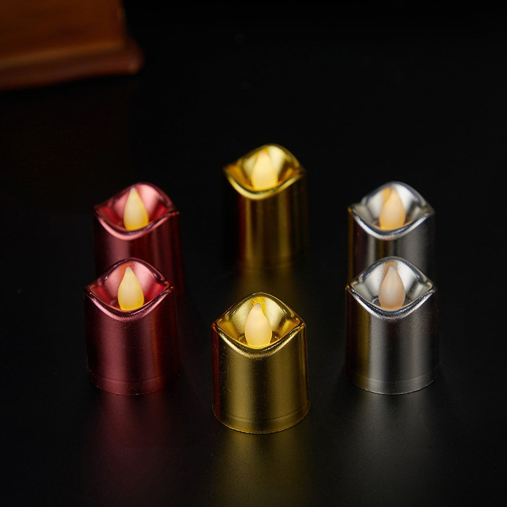 Produktbillede af Køb LED lys i plastik 6 stk. sampak Ø3,7 x 4,5 cm Rød-Sølv-Guld (2 røde 2 sølv 2 guld) på tilbud