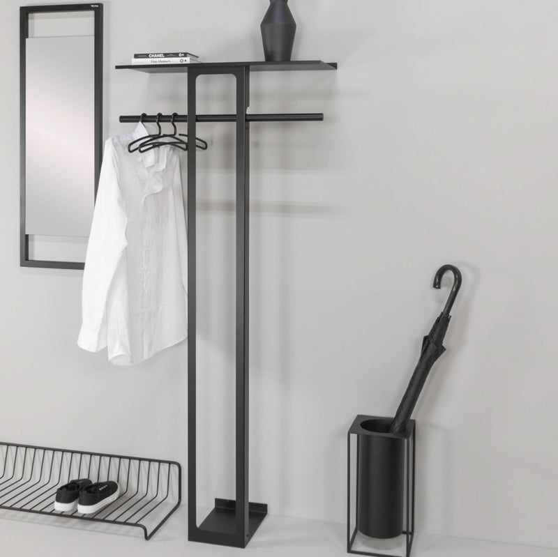 tilbud på Koons hattehylde i sort metal (70 cm). Billigt udsalg! Hurtig levering (1-2 dage) og billig fragt. Varenummer: 3NDC-4991. Over 1354 brands på udsalg.
