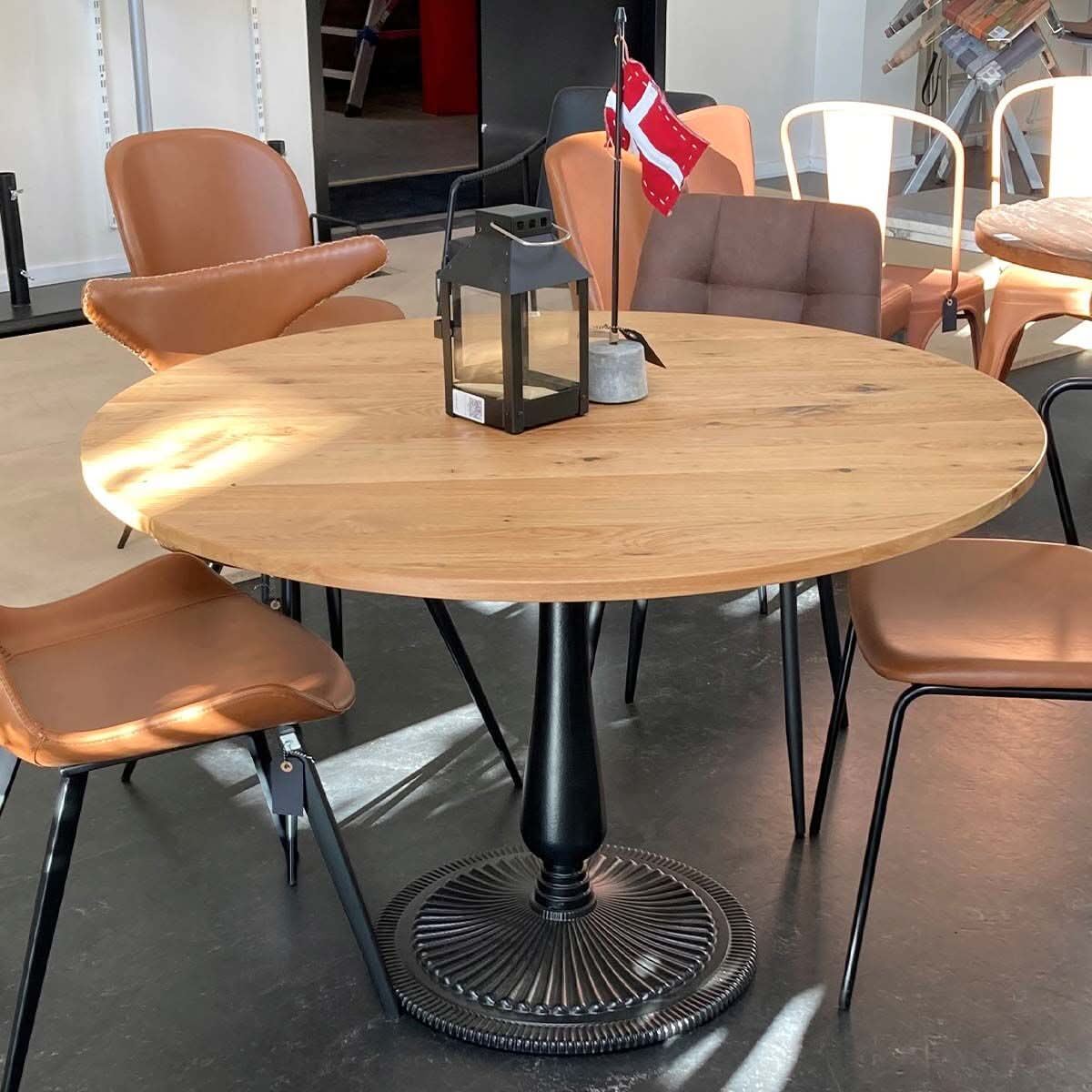 Se Massiv egetræsbordplade, rund - ø60 ✔ Kæmpe udvalg i  Zederkof ✔ Hurtig levering: 1 - 2 Hverdage samt billig fragt - Varenummer: ZDK-81924 og barcode / Ean:  på lager - Udsalg på Indendørs > BORD > Restaurantbord > Bordplader i træ Spar op til 65% - Over 1354 kendte mærker på udsalg