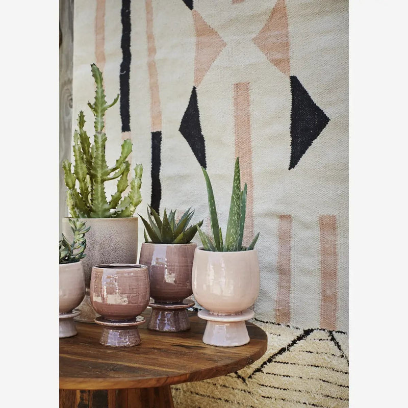 Madam Stoltz - Håndvævet Bomuldstæppe frynser 120x180cm ❤ Stort online udvalg i Madam Stoltz ❤ Billig fragt og hurtig levering 2 - 5 hverdage - Varenummer: BGH-47601469981002 / Ean: &