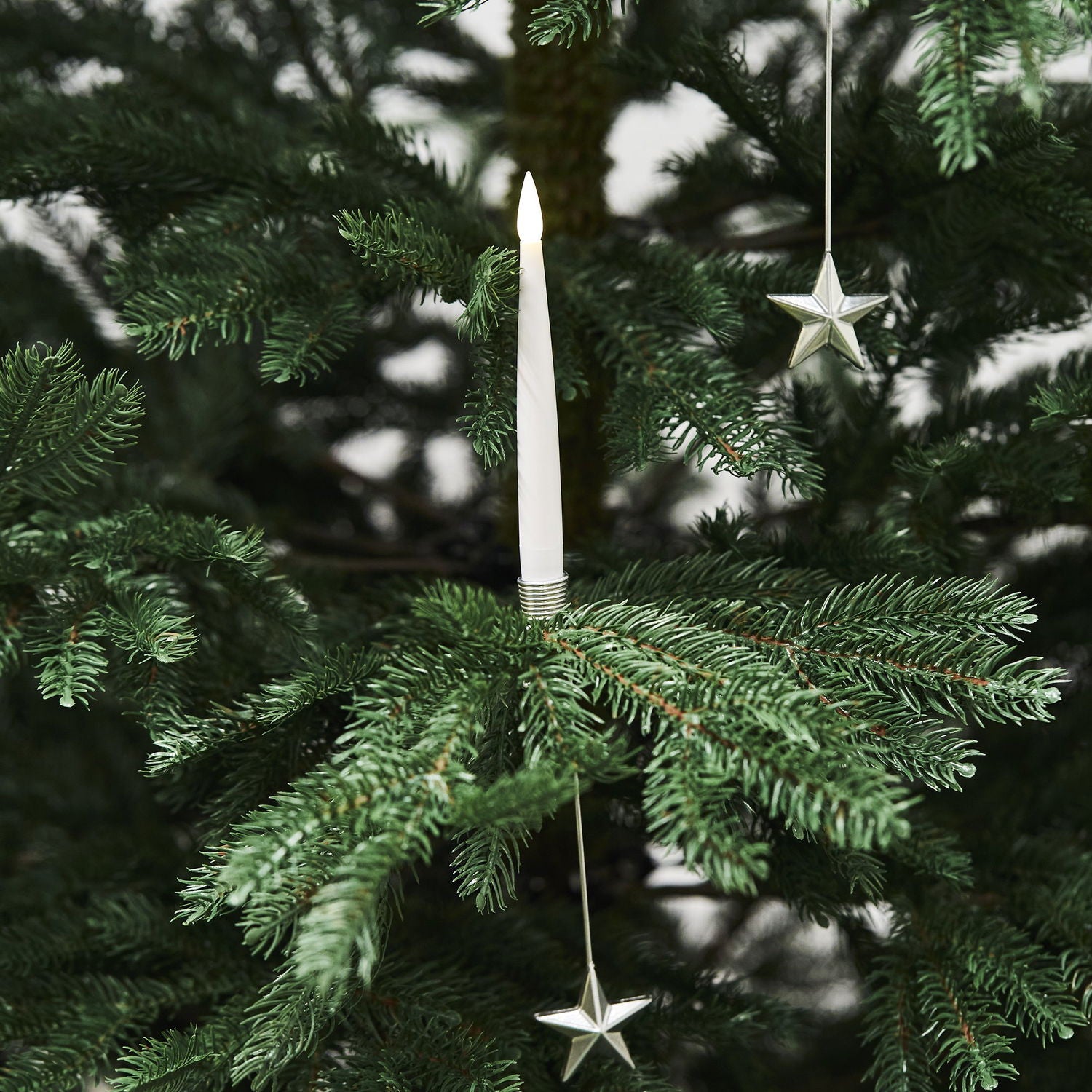 Produktbillede af Juletræslys LED 20 stk. m/holder i sølv og fjernbetjening på tilbud i høj kvalitet