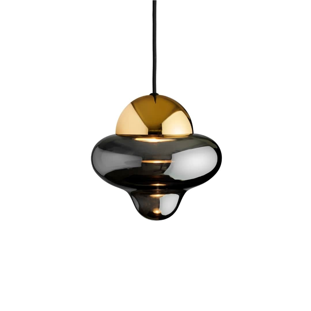 Produktbillede af Nutty Pendel Smoke Glass / Gold Dome Design By Us i premium kvalitet