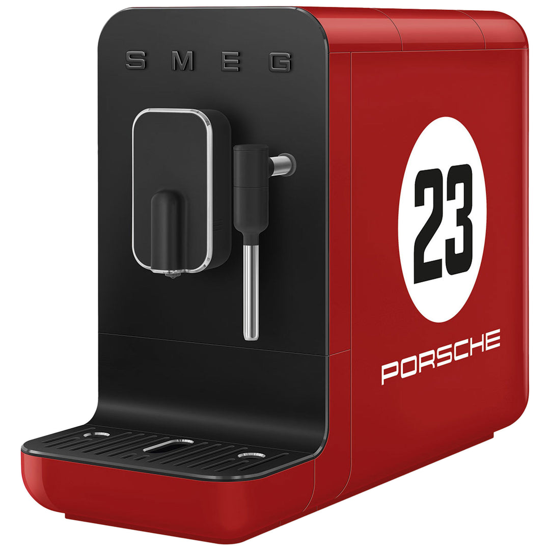 Smeg Smeg Porsche Limited Edition kaffemaskine 1,4 liter, Salzburg Red ❤ billede i brug (Espressomaskiner)