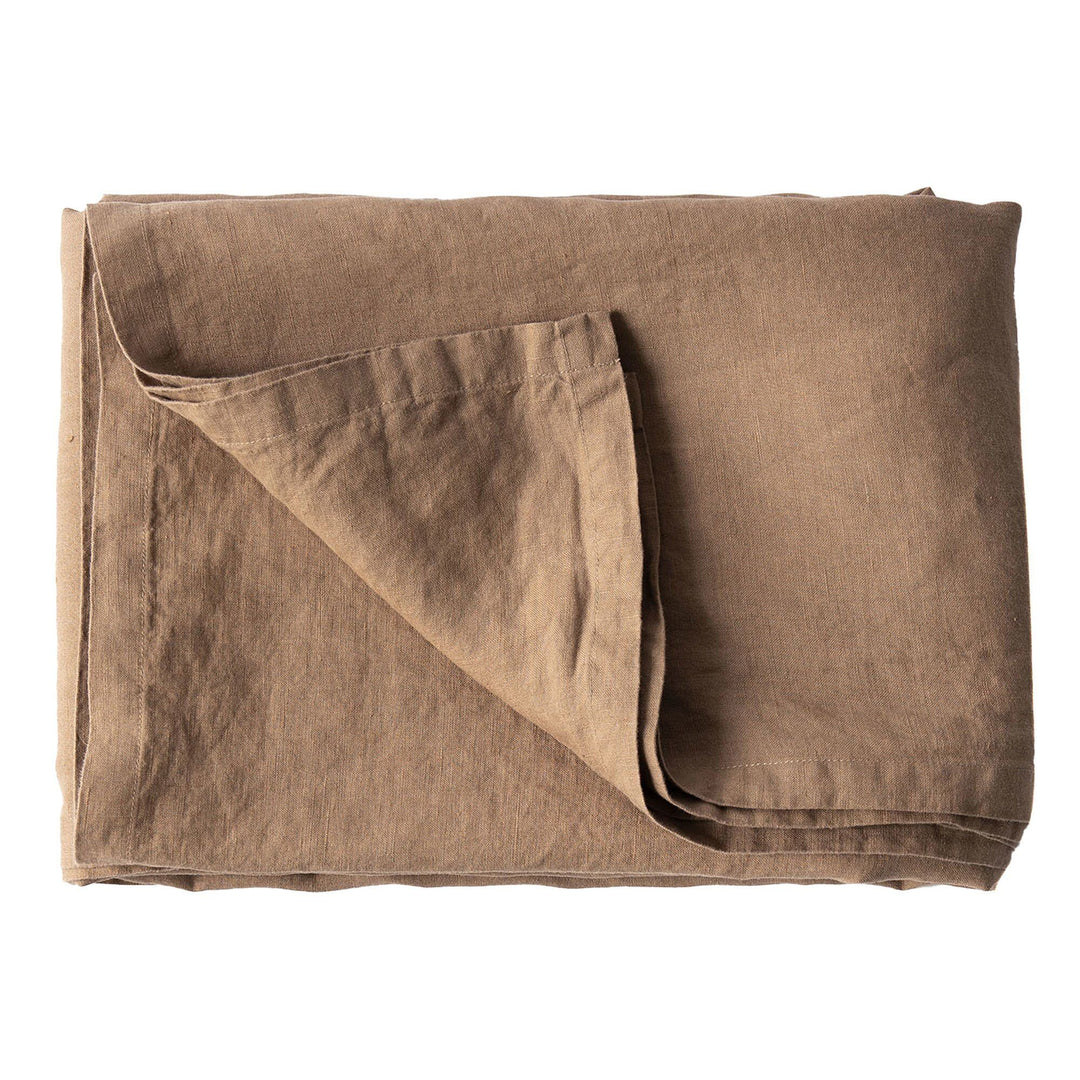 Tell me more Tell me more Dug i hør 145 x 330 cm, hazelnut – billede i brug (Dug)