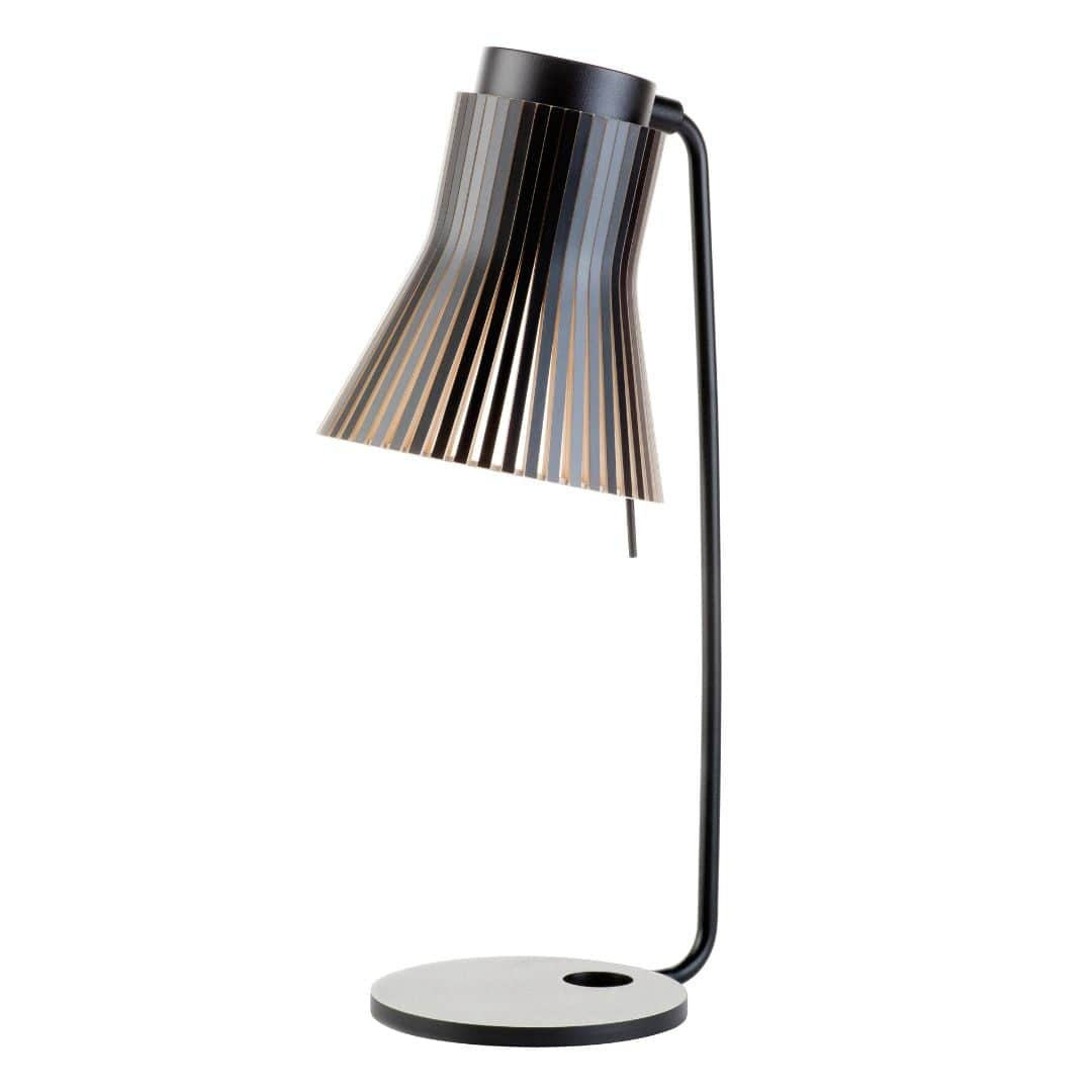 Produktbillede af Petite 4620 Bordlampe Sort Så længe lager haves Secto Design i premium kvalitet