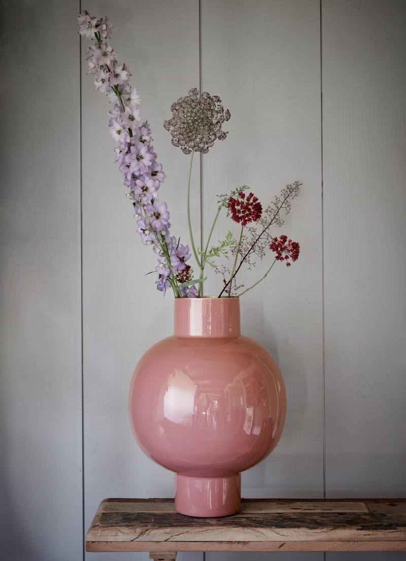 Produktbillede af Vase Metal Large Old Pink 31.5x42cm på tilbud i høj kvalitet
