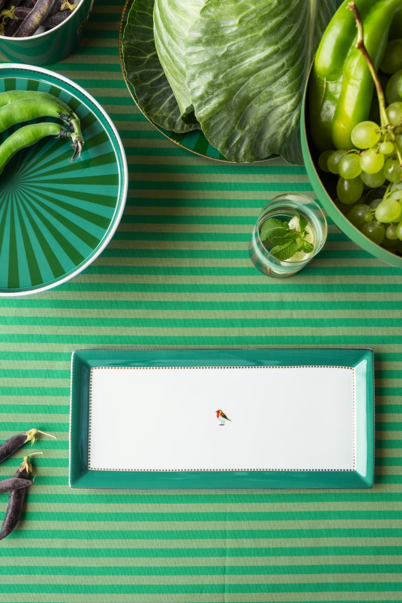 Produktbillede af Cake Tray Rectangular Love Birds Emerald 33.3x15.5cm på tilbud i høj kvalitet
