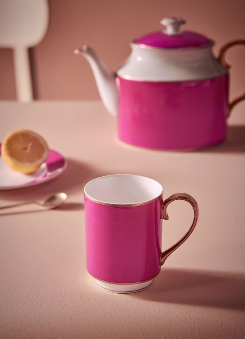 Se tilbud på Mug Large with Ear Pip Chique Gold-Pink 350ml! Billigt udsalg på Pip Studio. Hurtig levering, 1-2 hverdage. Spar op til 51%.